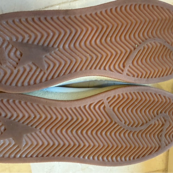 Golden Goose White and Green Star Sneakers - Picture 5 of 10